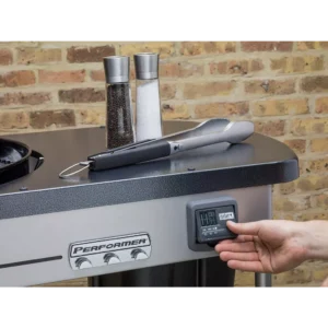 Barbecue charbon WEBER Performer premium GBS Black sur chariot 57 cm