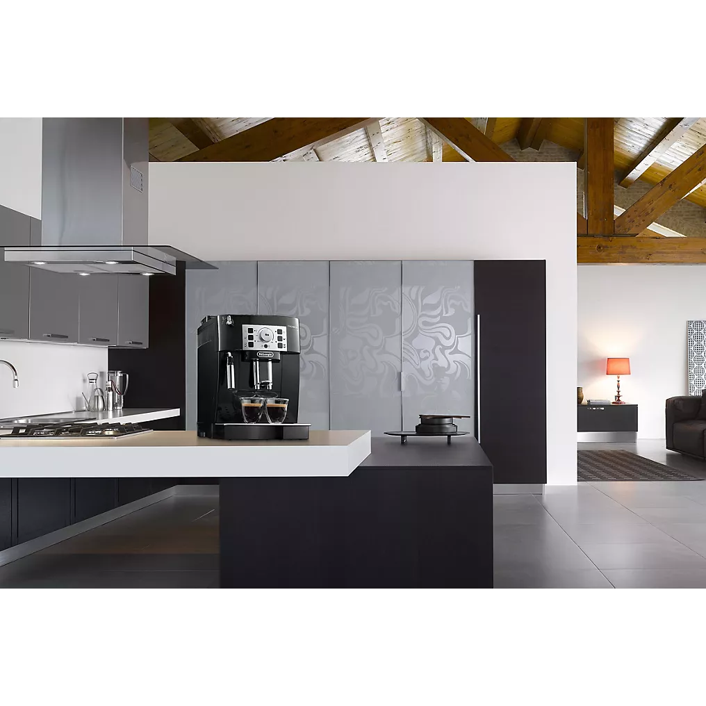 Expresso Broyeur DELONGHI Magnifica S ECAM 22.140.B noir
