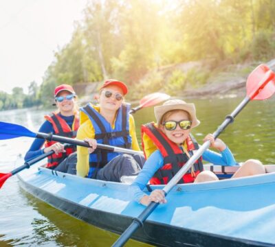 Comment Faire du Kayak quand on est Débutant ? Le Guide Pratique Complet